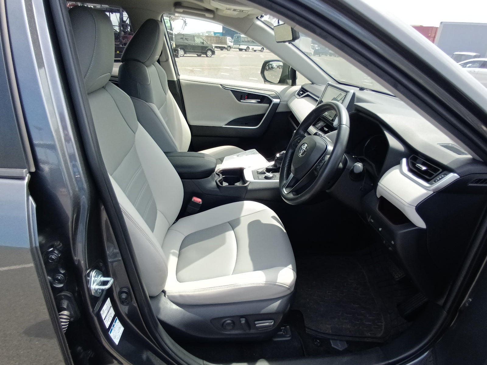 TOYOTA RAV4-HYBRID G AWD-2020