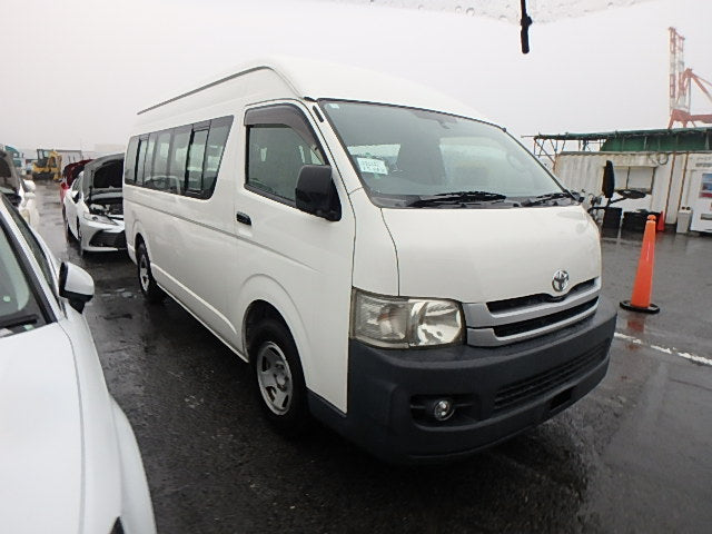 TOYOTA HIACE-DX 4D-2008