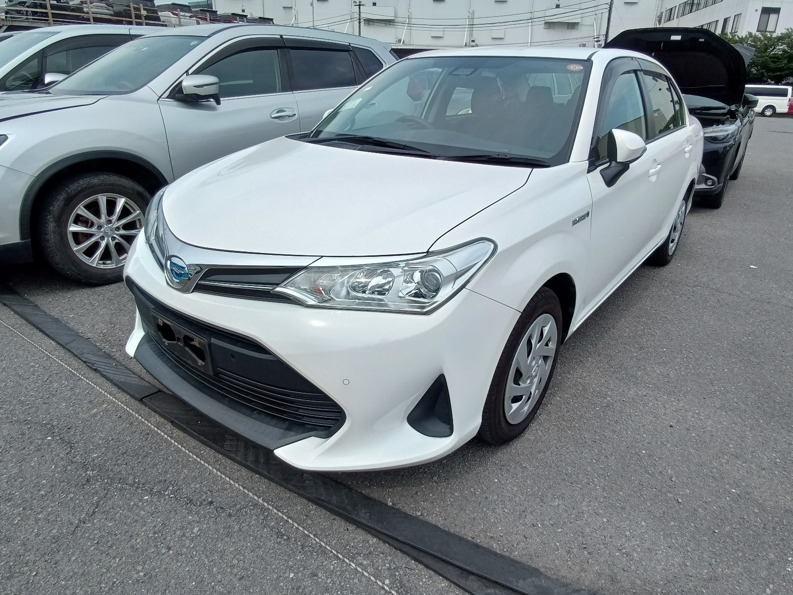 TOYOTA COROLLA AXIO-HYBRID EX-2020 WHITE