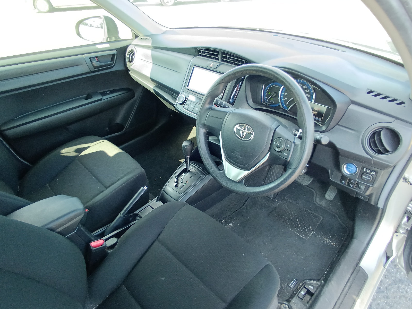 TOYOTA COROLLA AXIO-HYBRID EX-2020-SILVER
