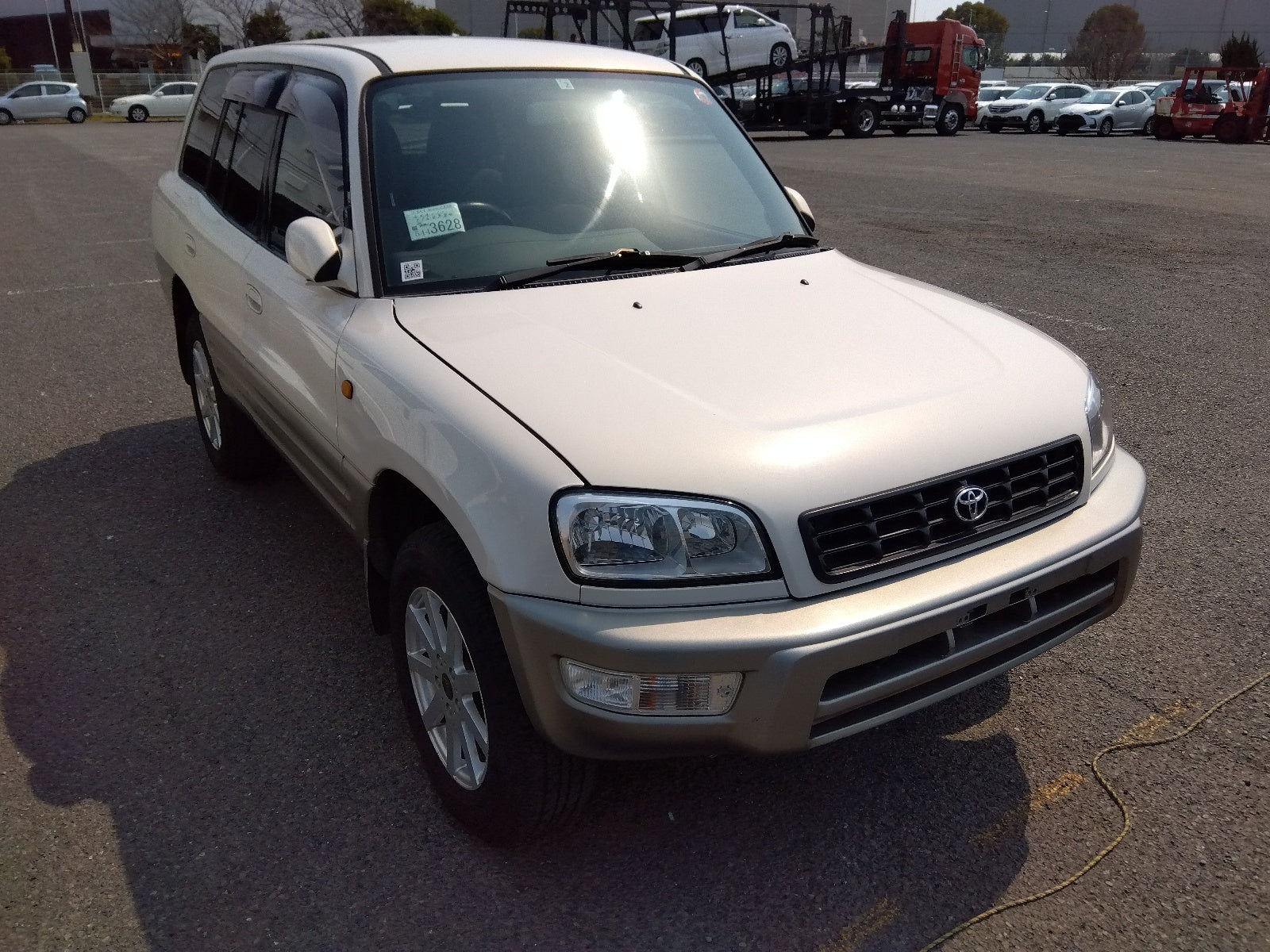 TOYOTA RAV4 - J-V - 2000