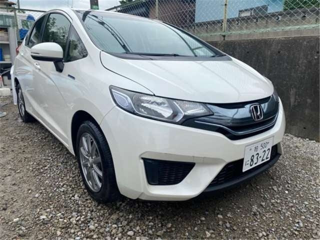 HONDA FIT-1.5 HYBRID F PACKAGE -2015