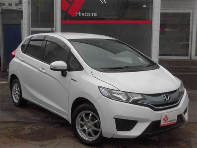 HONDA FIT-1.5 HYBRID F PACKAGE -2015