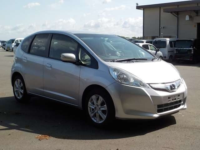 HONDA FIT-NAVIGATION PREMIUM SELECTION -2012