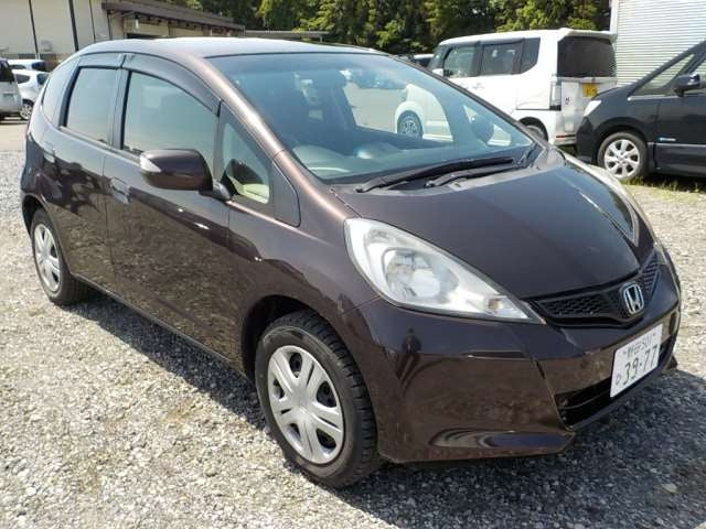 HONDA FIT-4WD_13G* SMART SELECTION FA IN S -2013