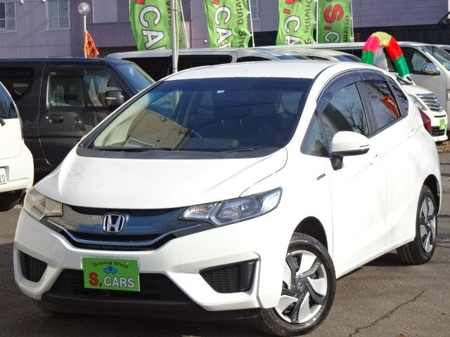 HONDA FIT-4WD HYBRID F PACKAGE -2014