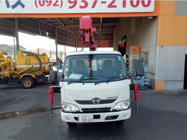 HINO DUTRO-CRANE ATTACHING -2017