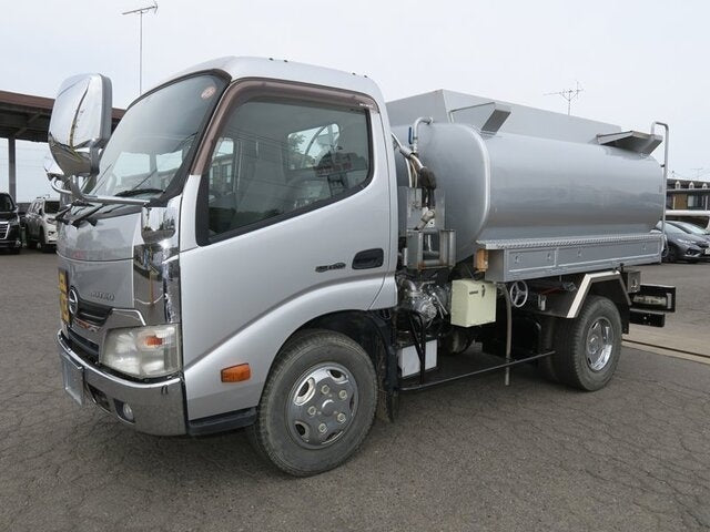 HINO DUTRO-TANK LORRY -2014