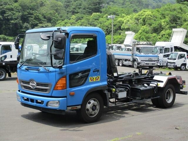 HINO DUTRO-ARMROLL -2012