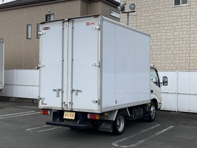 HINO DUTRO-VAN -2015