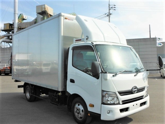 HINO DUTRO-VAN -2017