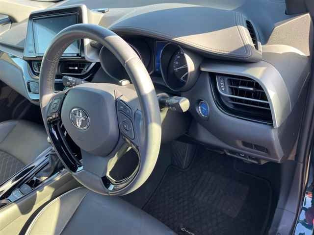 TOYOTA C-HR HYBRID 2019 G LED