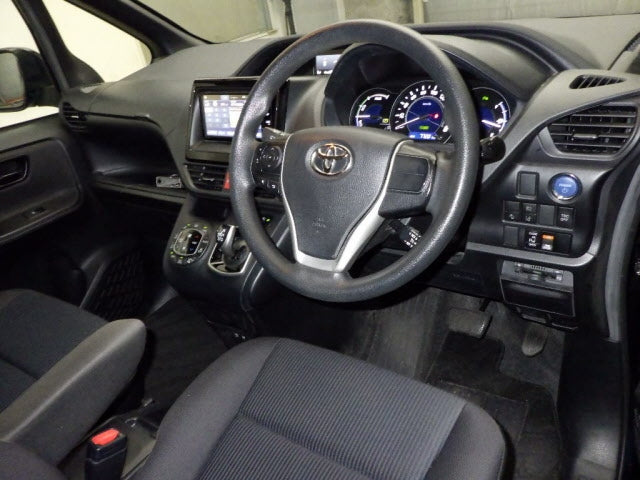 TOYOTA VOXY-HYBRID X-2019