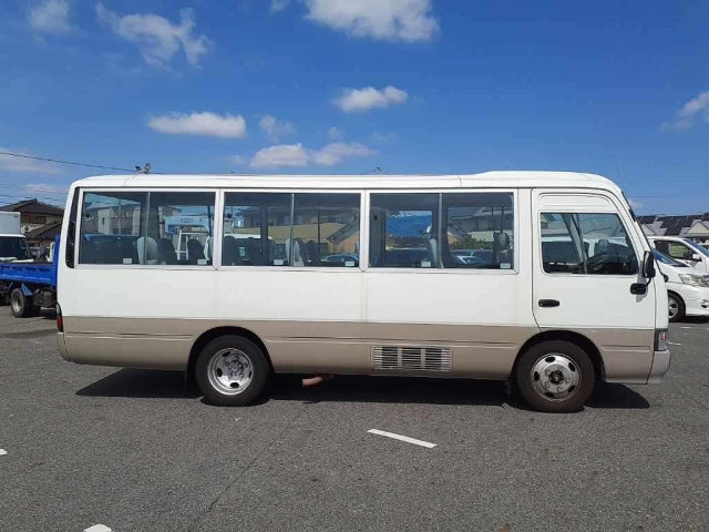 TOYOTA COROLLA COASTER 2005