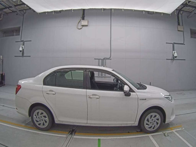 TOYOTA COROLLA AXIO HYBRID 2019 G