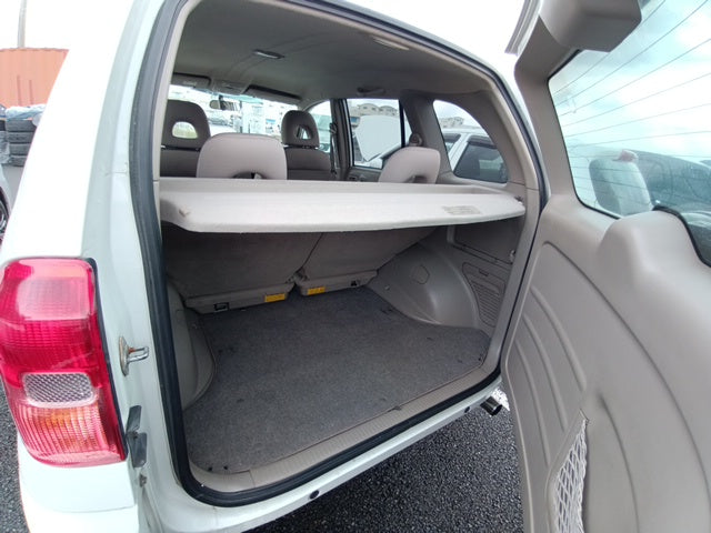 TOYOTA RAV4 2000 WHITE