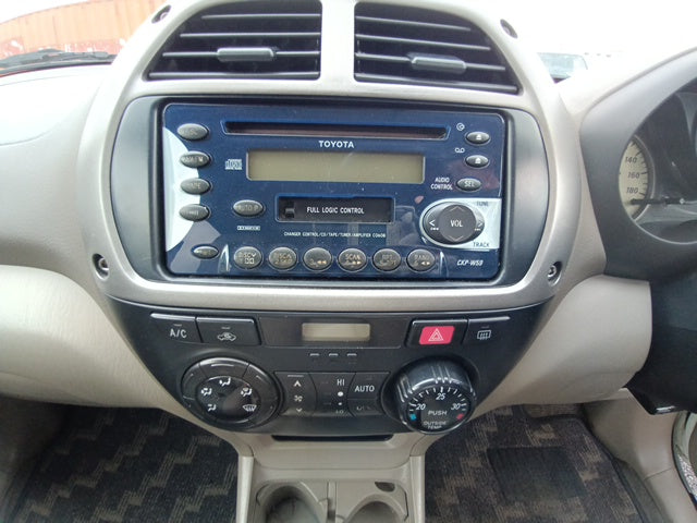 TOYOTA RAV4 2000 WHITE