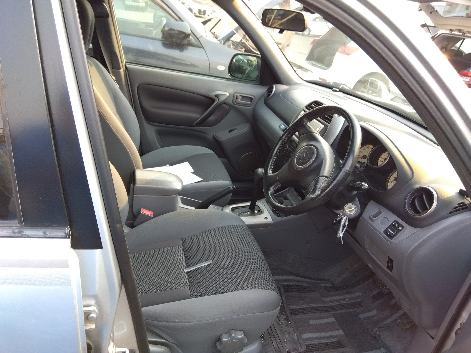 TOYOTA RAV4 - L WIDE SPORTS AWD 5D 4WD - 2002