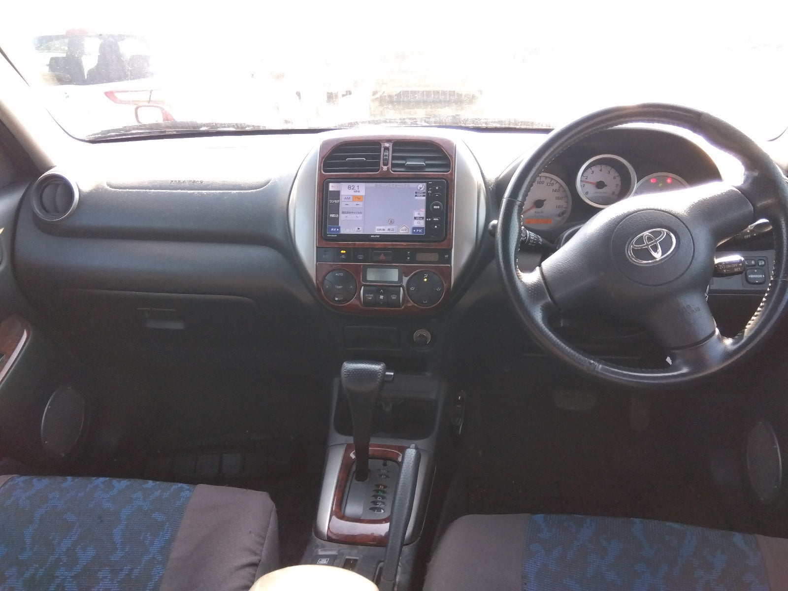 TOYOTA RAV4 - JX G - 2004