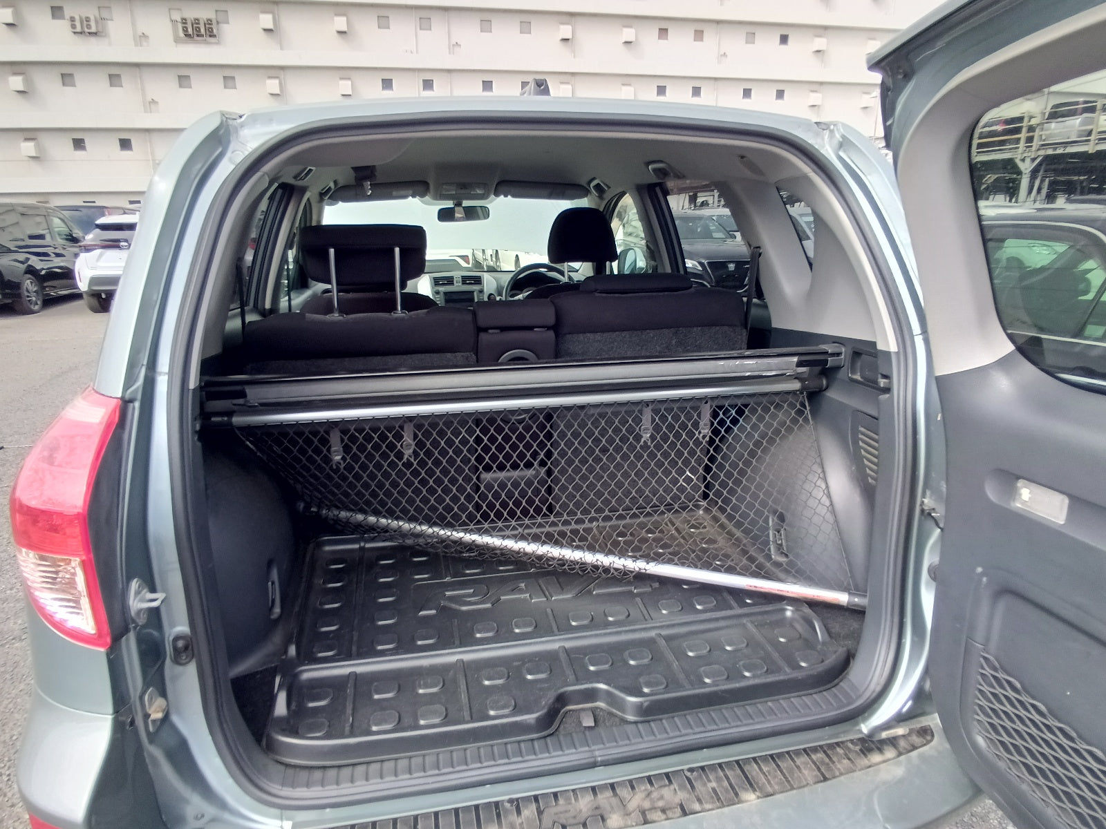 TOYOTA RAV4 2006 green