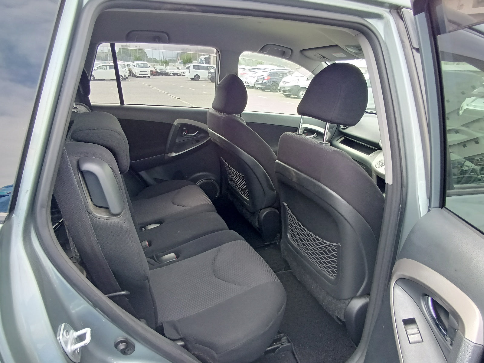 TOYOTA RAV4 2006 green