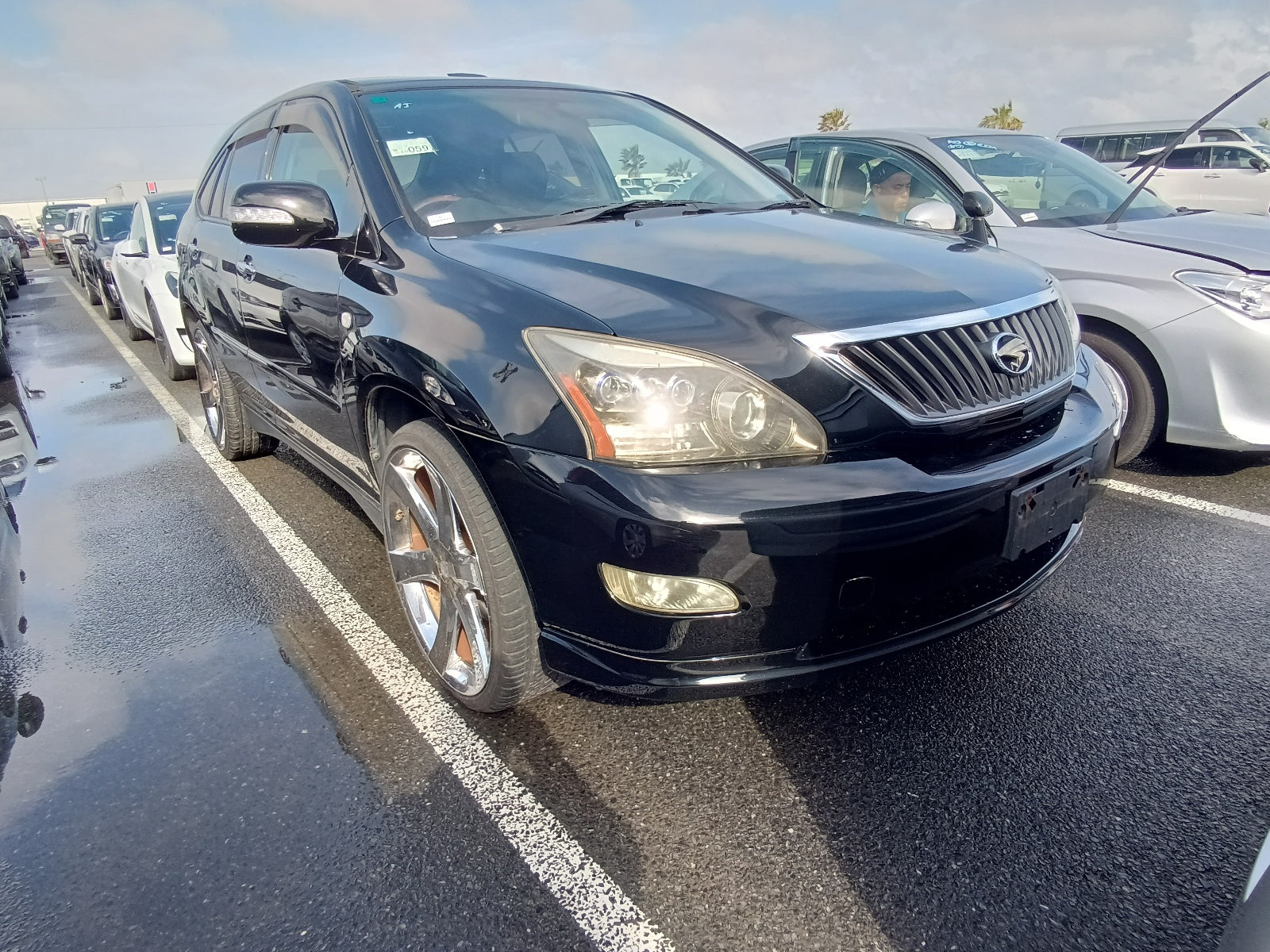 TOYOTA HARRIER-PREMIUM BLACK 240G