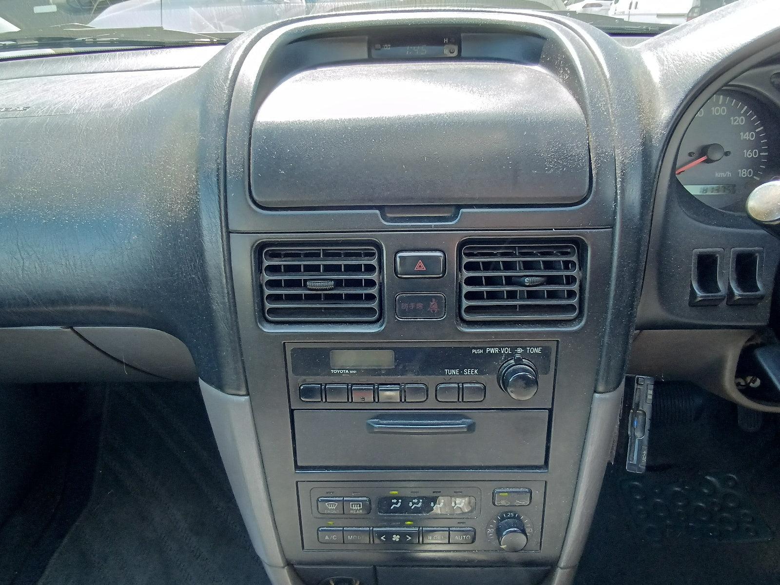 TOYOTA CALDINA-E-2000