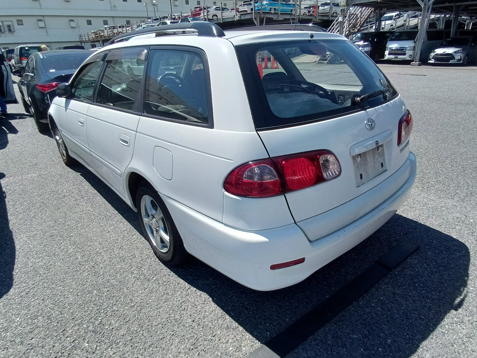 TOYOTA CALDINA-E-2000