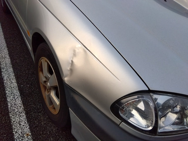 TOYOTA CALDINA-E-2002 SILVER