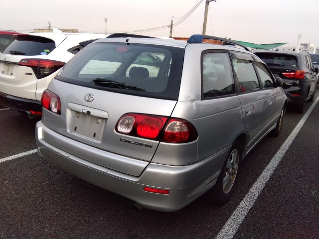 TOYOTA CALDINA-E-2002 SILVER