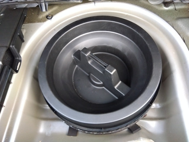 TOYOTA CALDINA-E-2002 SILVER