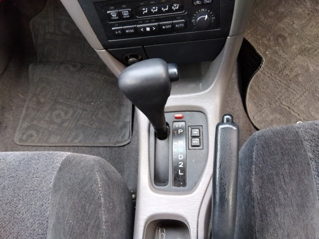 TOYOTA CALDINA-E-2002 SILVER