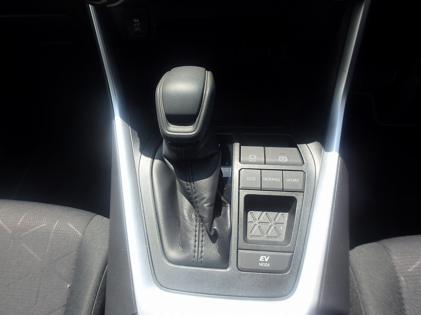 TOYOTA RAV4 2019 HYBRID X