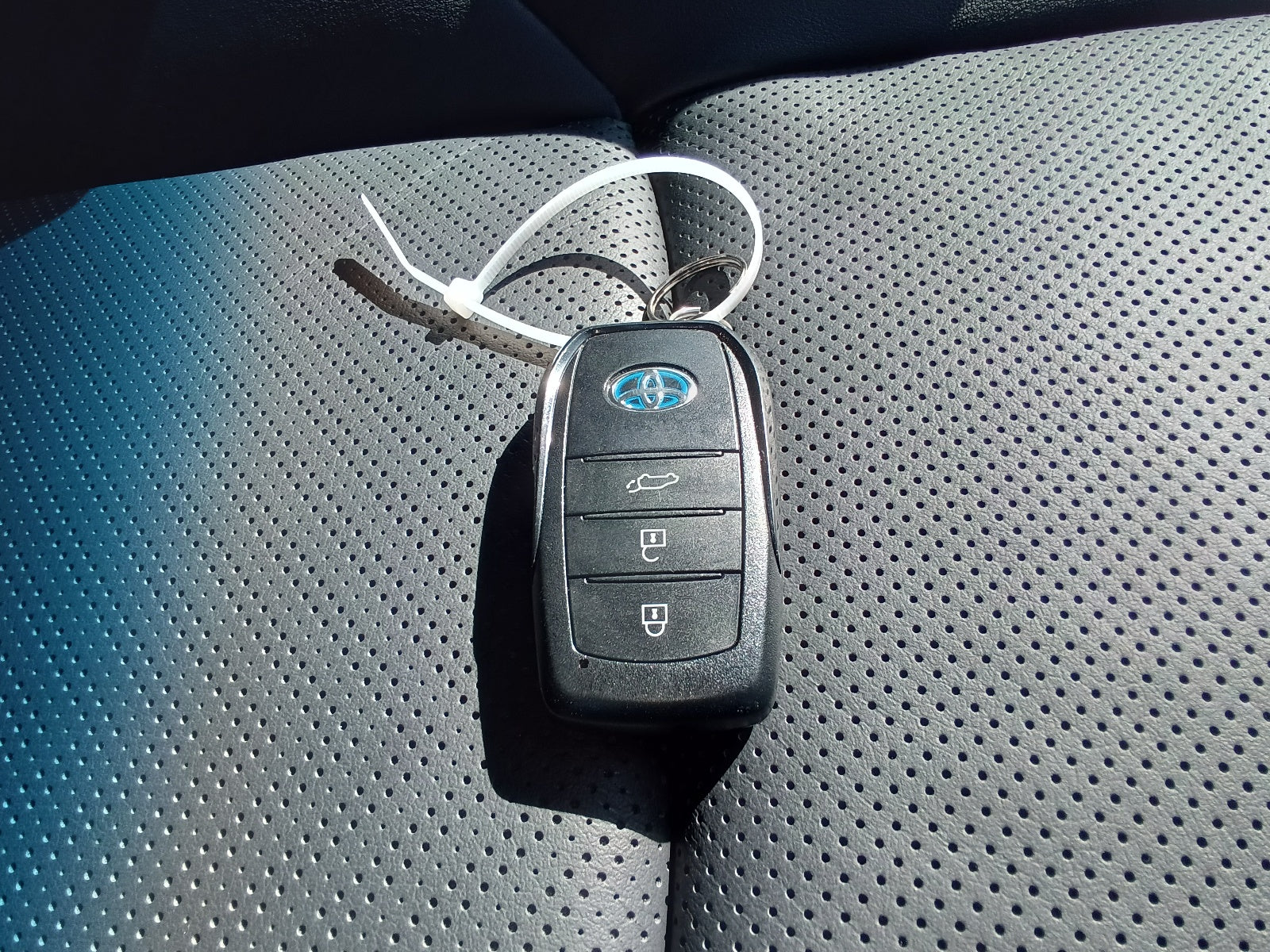 TOYOTA HARRIER-HYBRID Z PACKAGE-2021 PEARL
