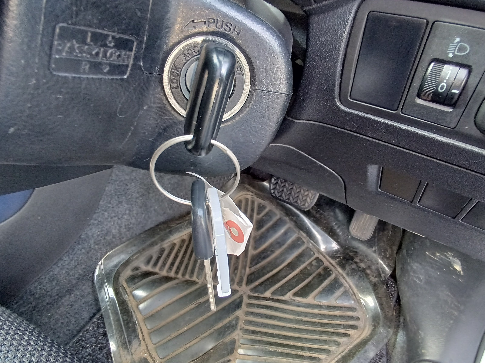 TOYOTA CALDINA-ZT-2003-SILVER