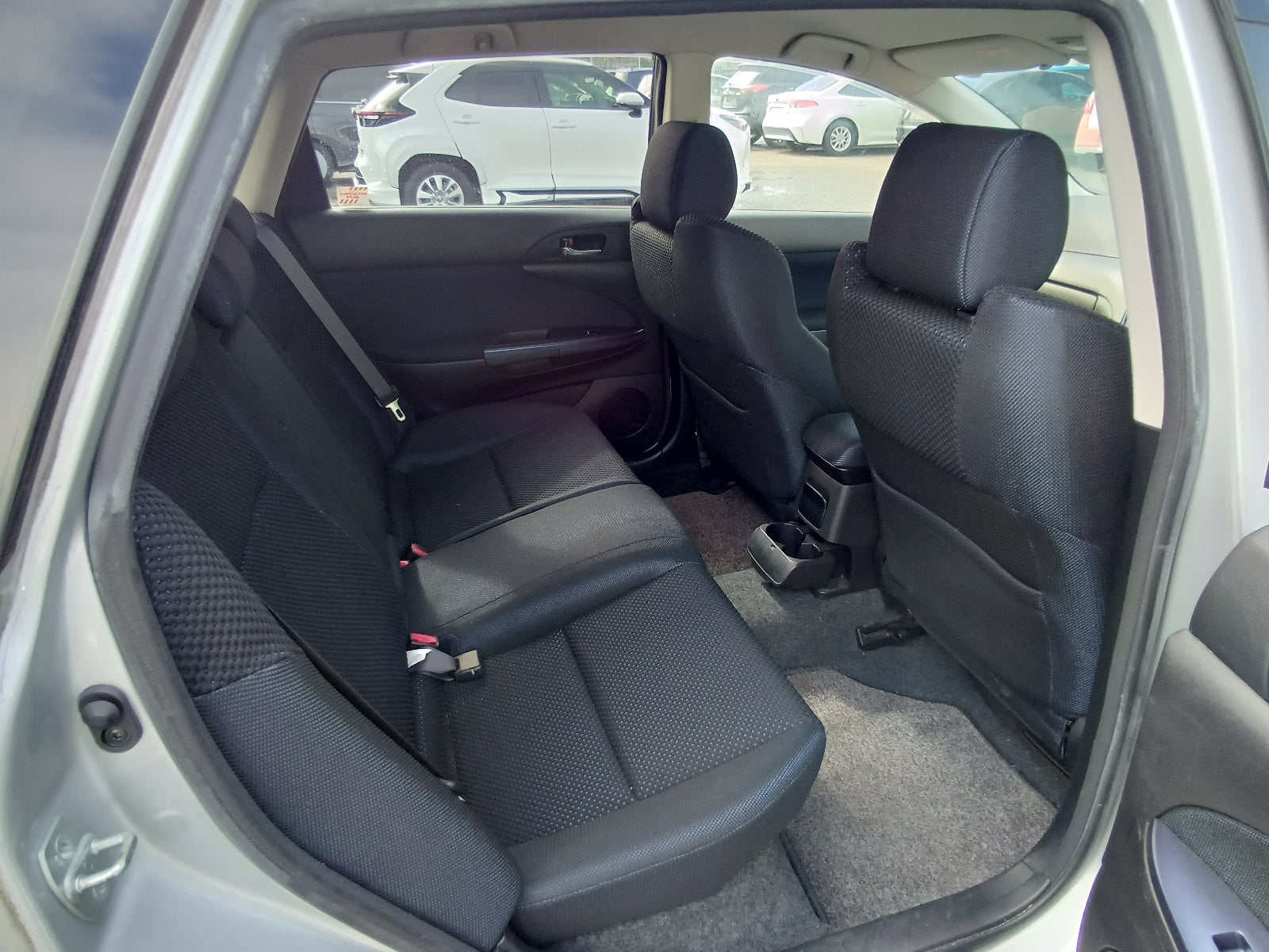 TOYOTA CALDINA-ZT-2003-SILVER