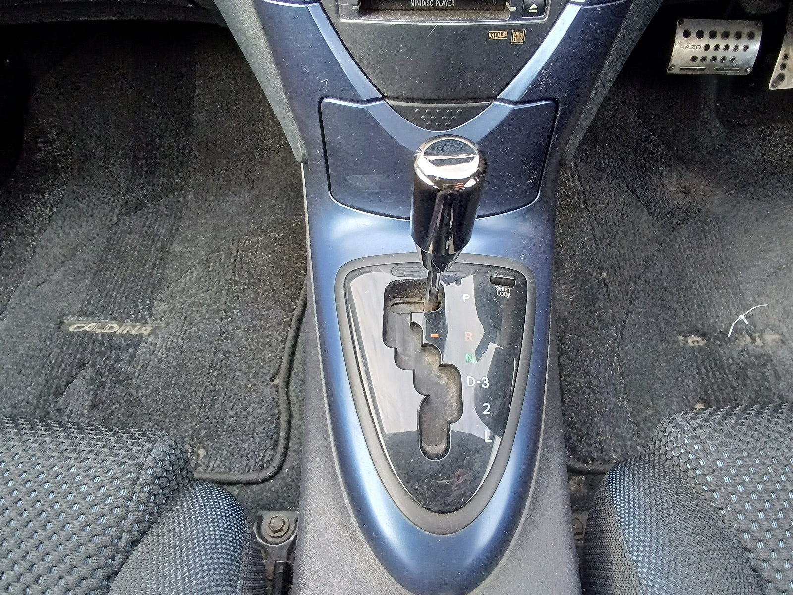 TOYOTA CALDINA-ZT-2003-GRAY