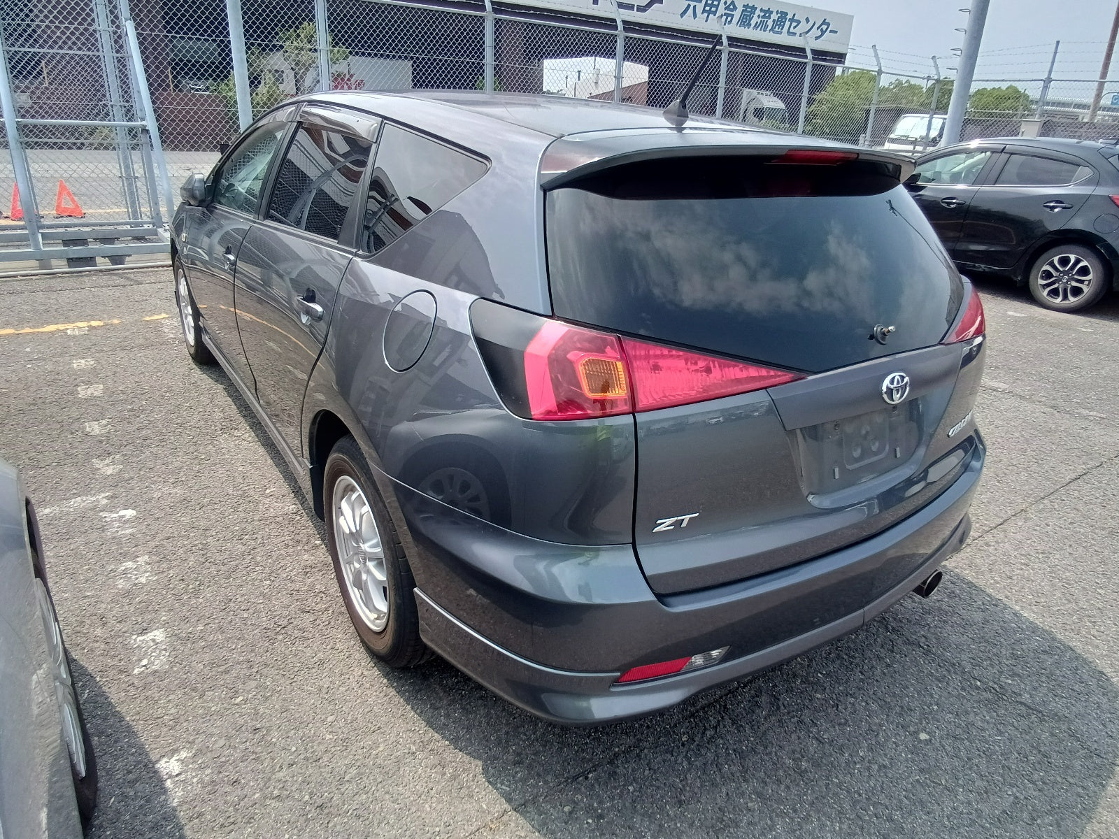 TOYOTA CALDINA-ZT-2003-GRAY