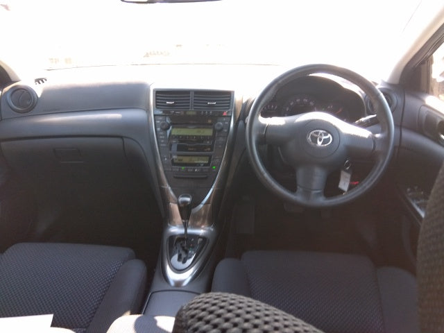 TOYOTA CALDINA-2.0ZT-2004