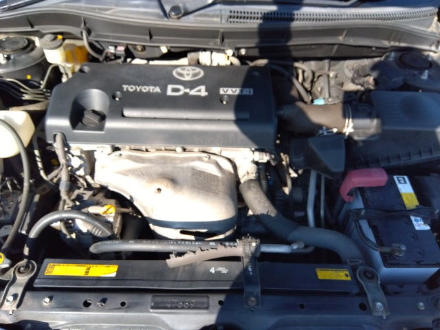 TOYOTA CALDINA-2.0ZT-2004