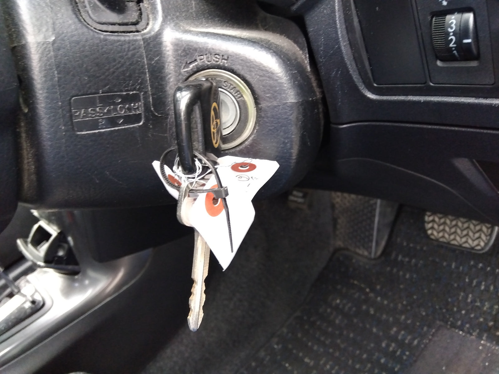 TOYOTA CALDINA-ZT-2004