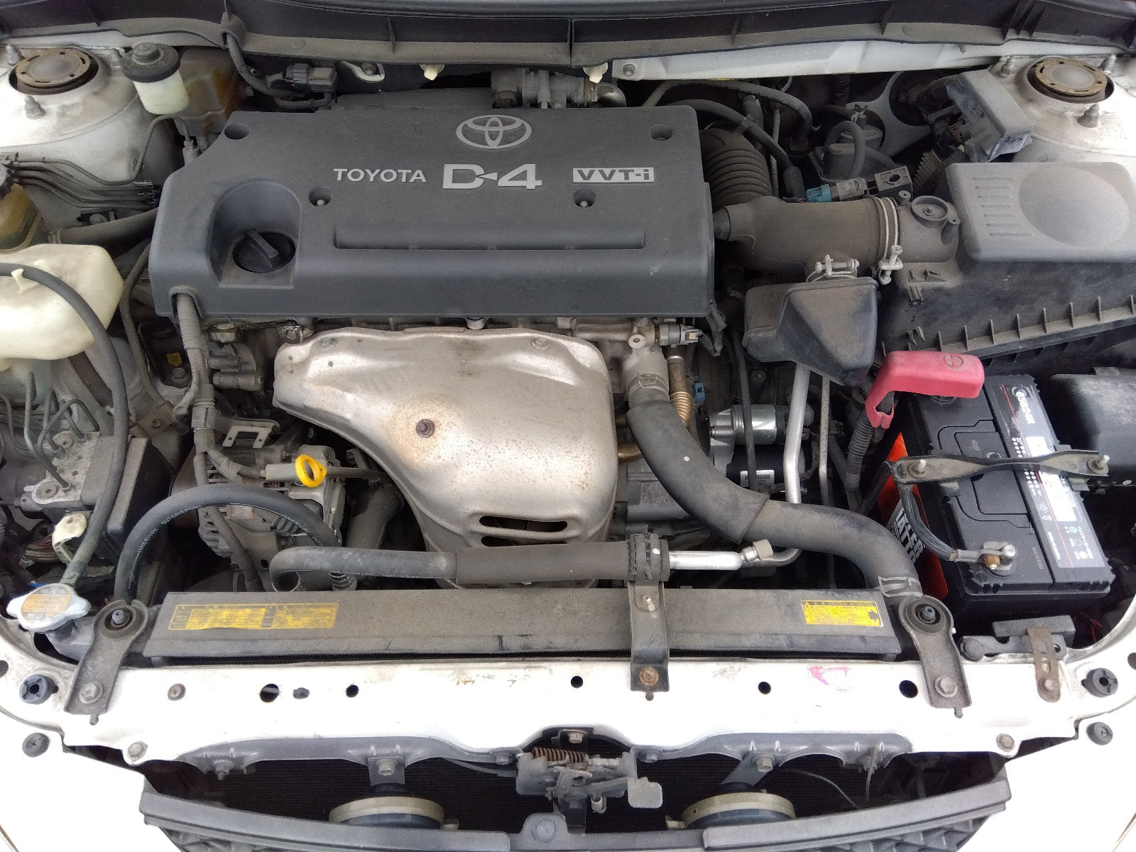 TOYOTA CALDINA-ZT-2004