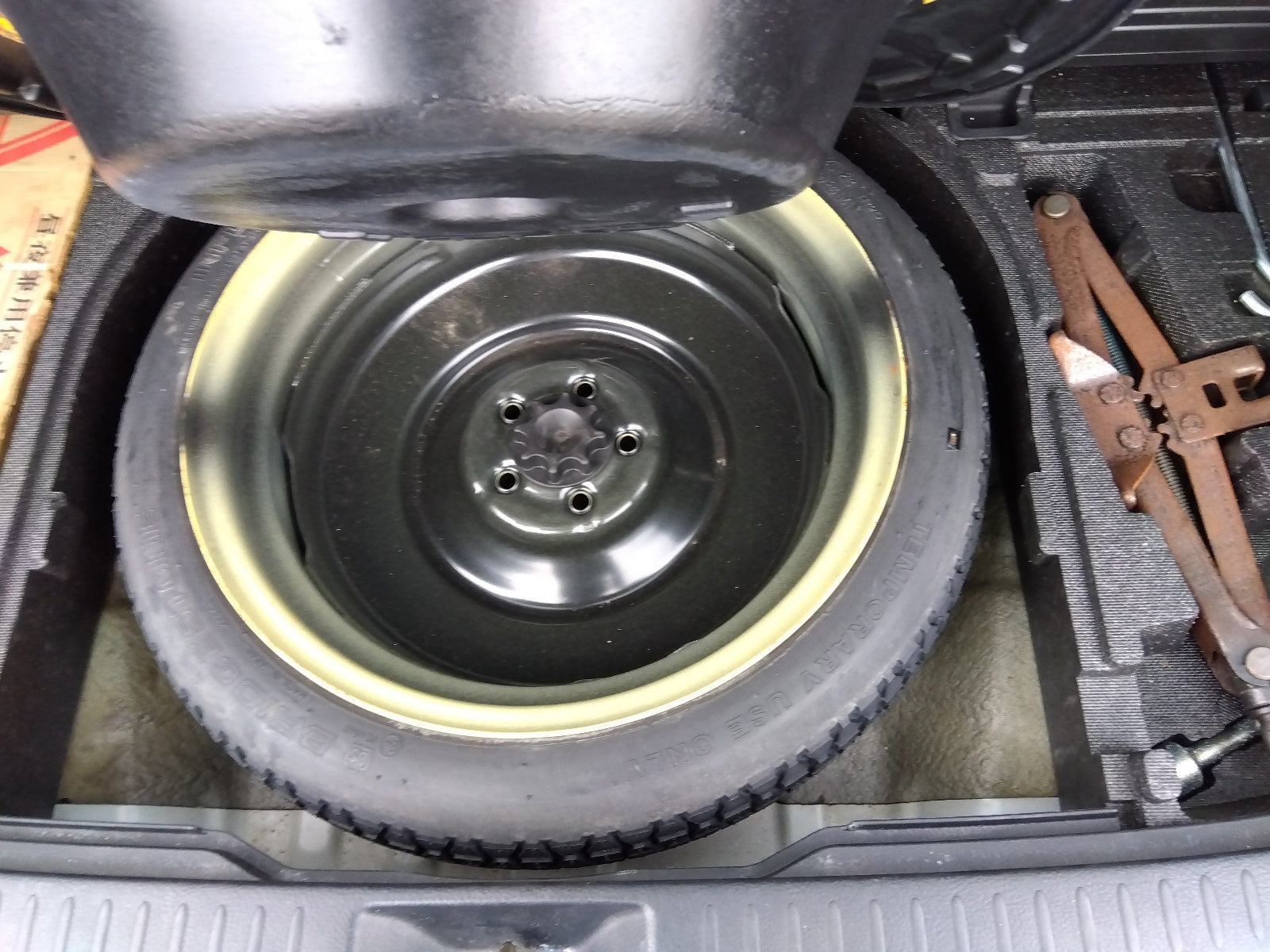 TOYOTA CALDINA-ZT-2004