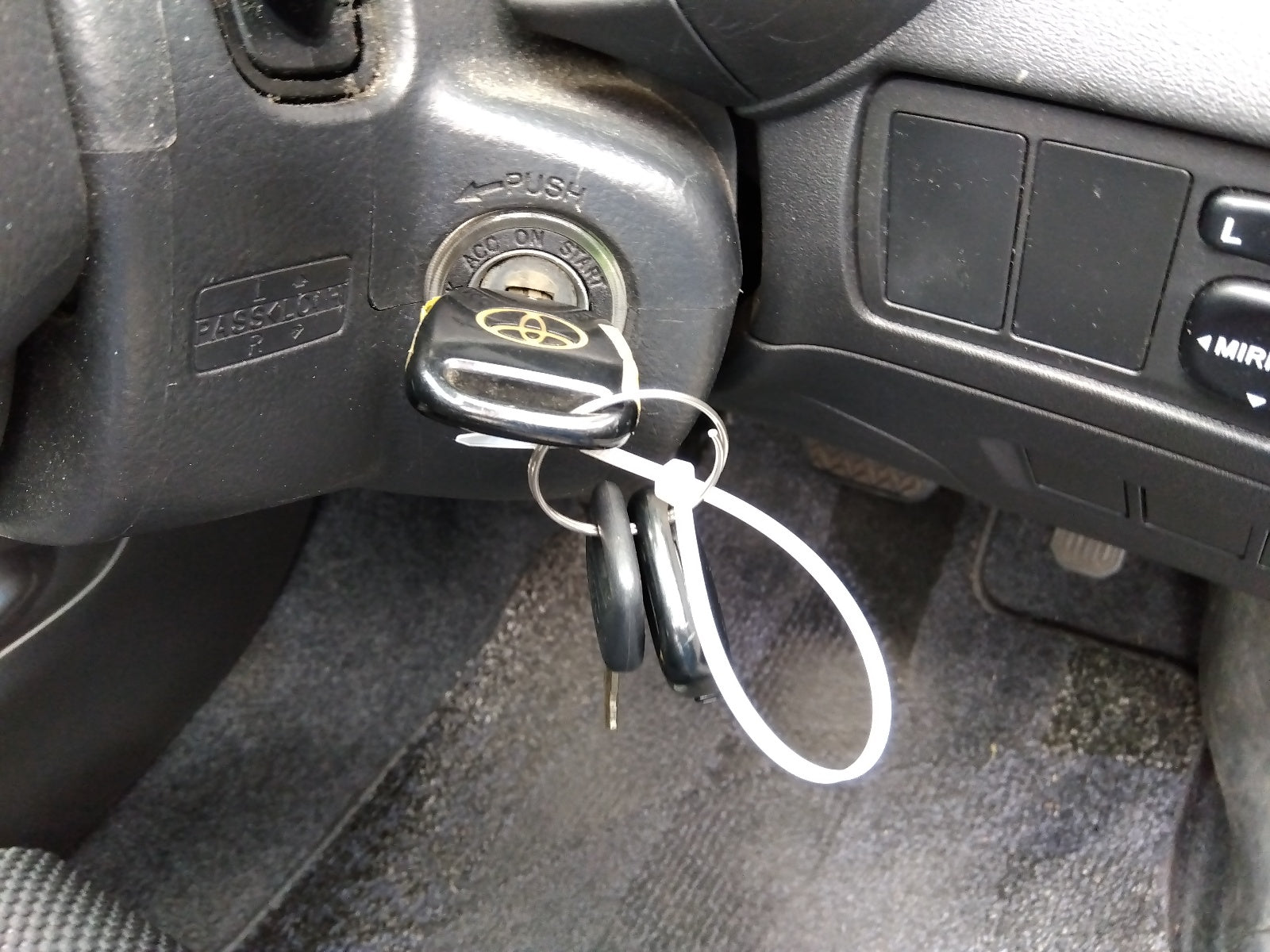 TOYOTA CALDINA- ZT- 2005