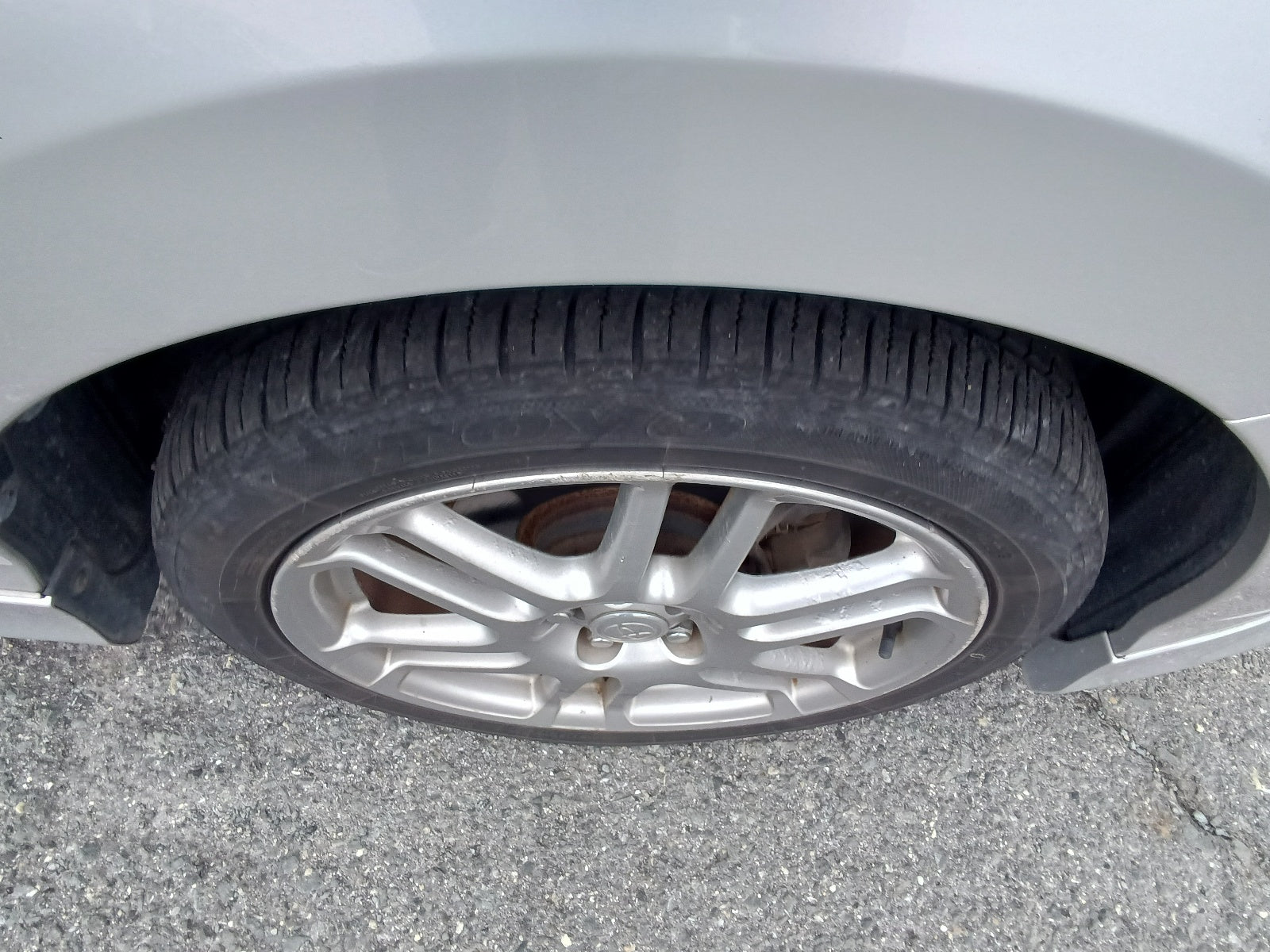 TOYOTA CALDINA-2007 SILVER
