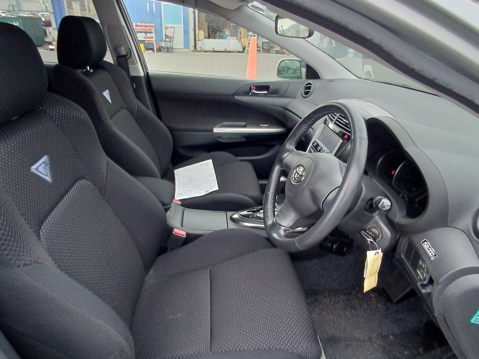 TOYOTA CALDINA-2007 SILVER