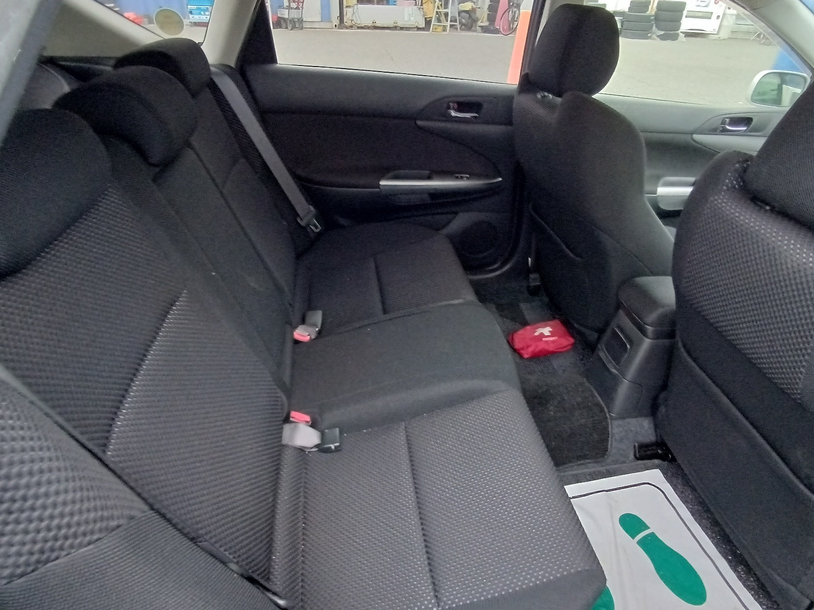 TOYOTA CALDINA-2007 SILVER