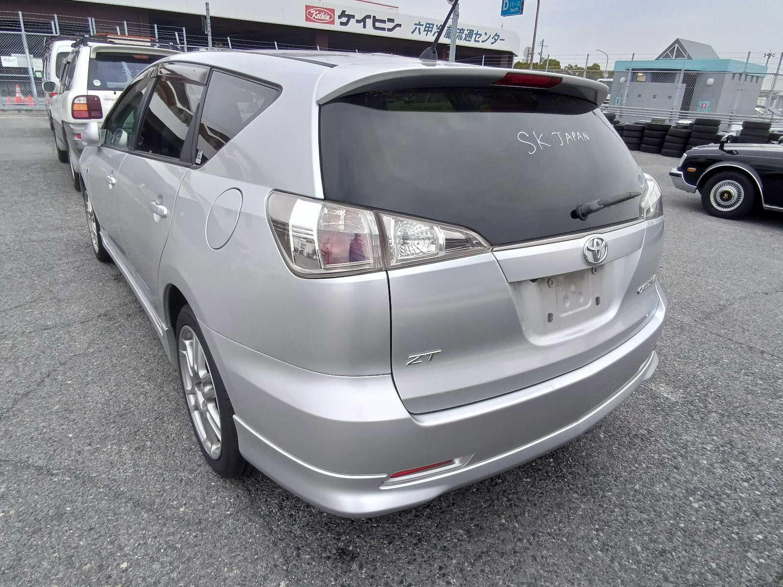 TOYOTA CALDINA-2007 SILVER