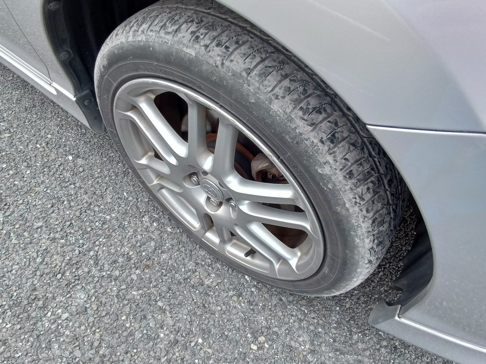 TOYOTA CALDINA-2007 SILVER