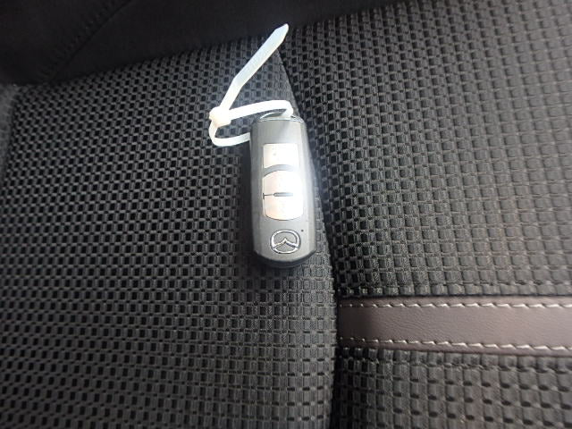 MAZDA AXELA 15S PKG - 2018